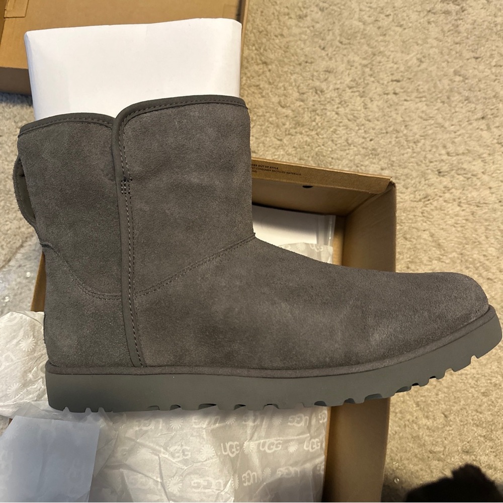 NIB UGG Cori II Gray short boots - MAKE ME AN OFFER :)